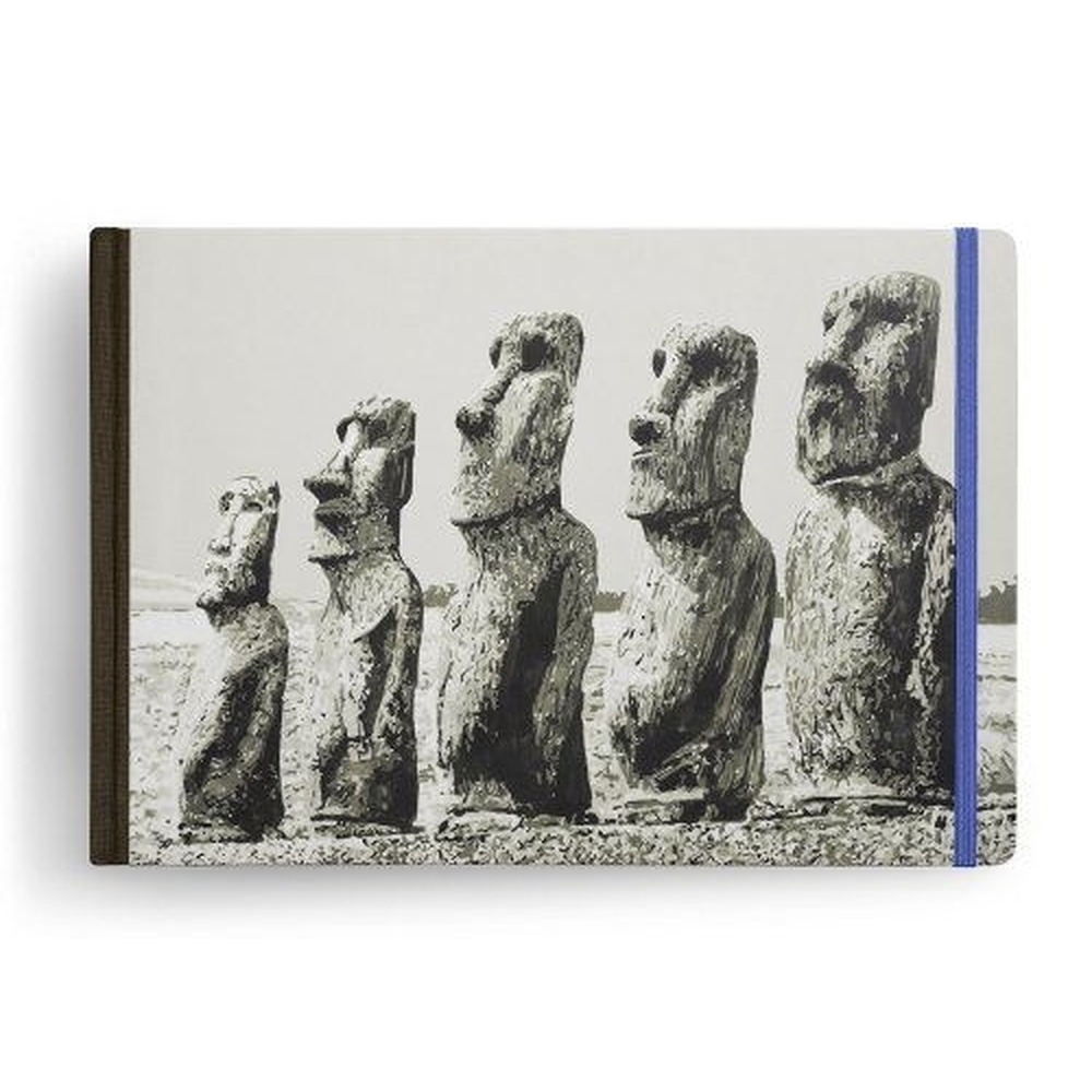 다니엘 아샴 아트북 / Louis Vuitton Travel Book - Easter Island / Daniel Arsham / 다니엘 아샴 책 / 루이비통 아트북 / 루이비통 책